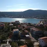 Domo Oliveto Vinišće