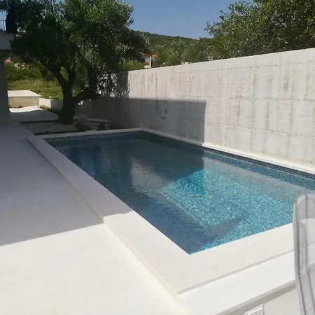 Domo Oliveto Villa *